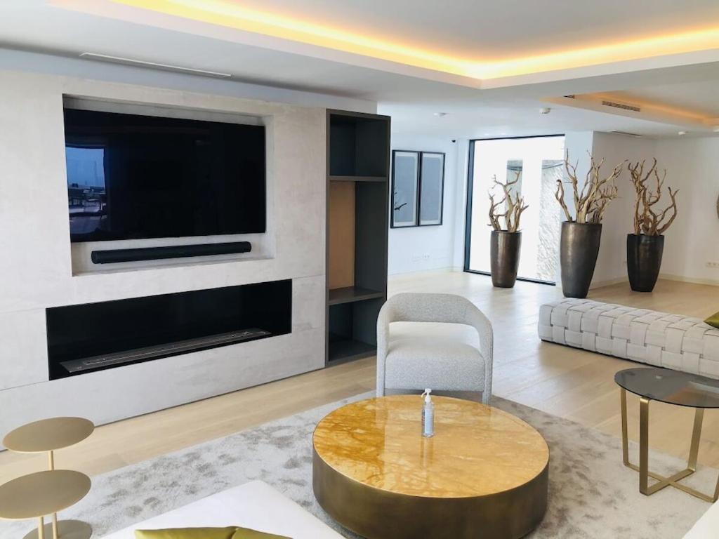 Palo Alto Luxury 2 Bedroom Apartment Ojén Kültér fotó
